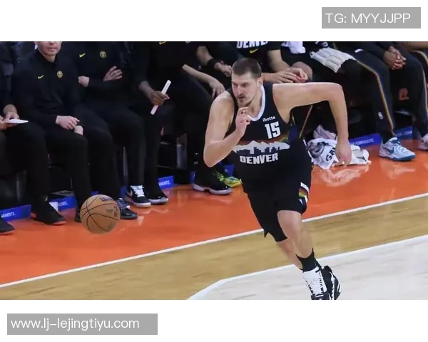 约基奇赛季前14场创历史中锋记录400分150板150助成就辉煌