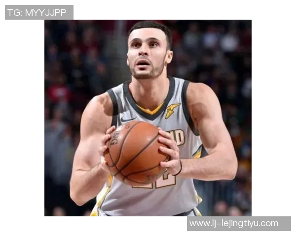 小南斯篮下强势扣篮展现霸主风范引爆全场激情时刻 小南斯篮下强势扣篮展现霸主风范引爆全场激情时刻