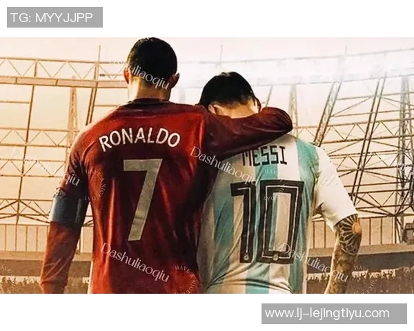 埃弗拉谈足球之争：我心中的GOAT是C罗而非梅西