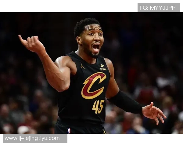 米切尔尽管23投11中仍砍下32分但球队未能逆转失利令人遗憾